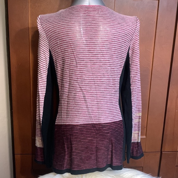 SALE!! Nic+Zoe Lightweight colour block pullover - Picture 5 of 7